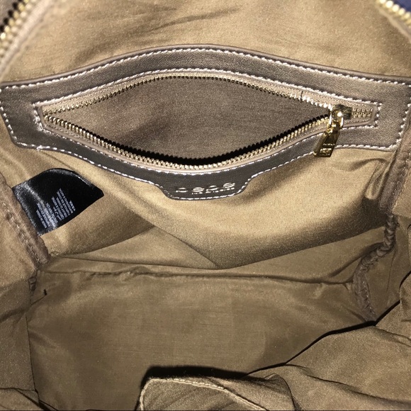 Backpack - Picture 7 of 8